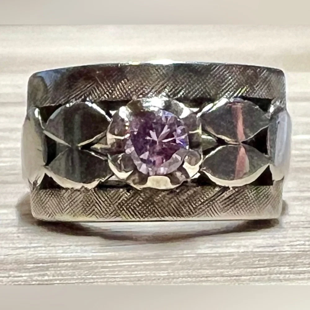 Vintage Southwest Handmade Etched Sterling Silver Amethyst Band Ring, Size 5.25